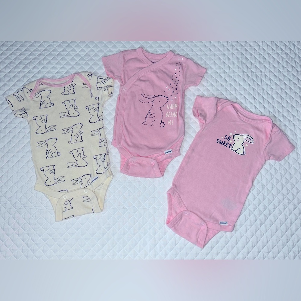 Gerber Infant Girl Lot (3) Easter Bunny Rabbit Themed Pink & Cream Onesies 0-3 m